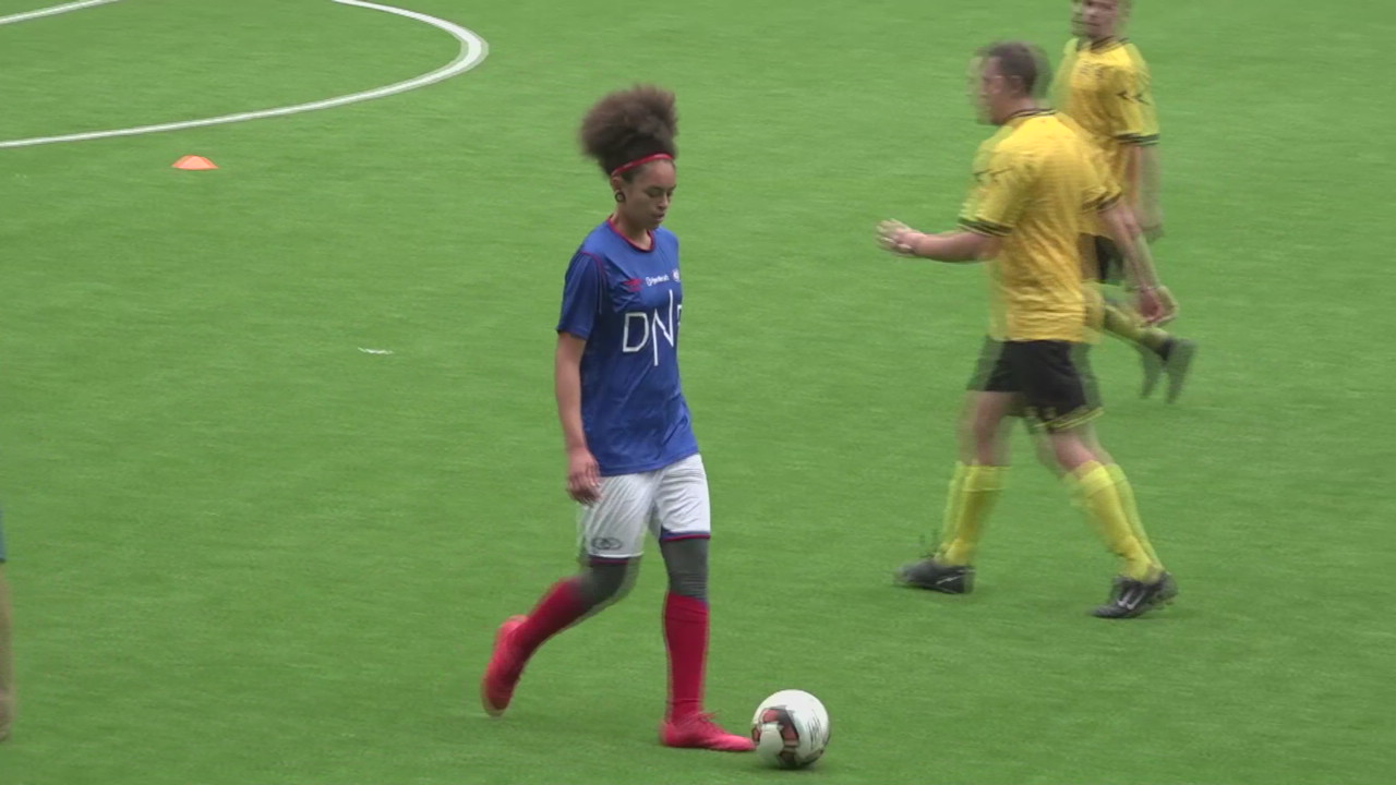 - Vi spiller for å ha det gøy